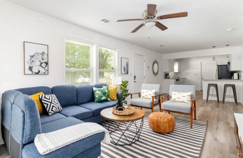 Lakewood House | Modern Bungalow Minutes from Downtown Atlanta and Lakewood