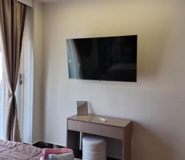 Serres Apartment | Modern central apartment