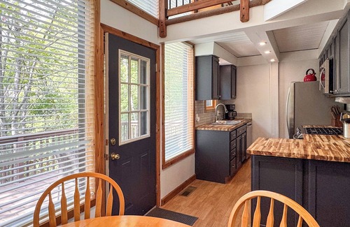 Harbor Springs Ski Chalet | Modern Chalet Retreat in Harbor Springs w/Fireplace