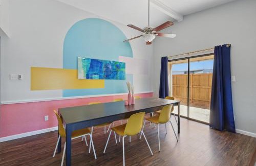 Northeast Carrollton House | Modern & Chic 4BD,2BA - Pool, Hot Tub, BBQ Grill