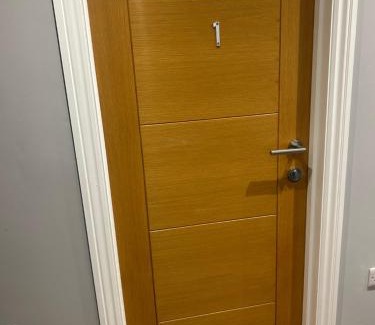 Hatfield Apartment | Modern City Flat, Walk to Hatfield House, Trains and University