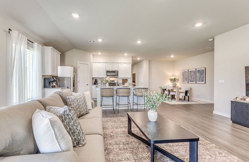 Broken Arrow House | Modern Comfort in the Heart of Broken Arrow!