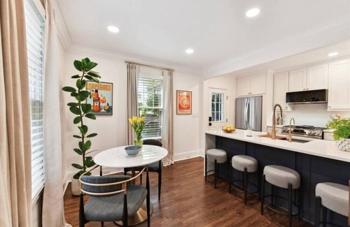 Charlotte House | Modern Comfort Meets Classic Charm (L)