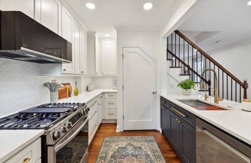 Charlotte House | Modern Comfort Meets Classic Charm (L)