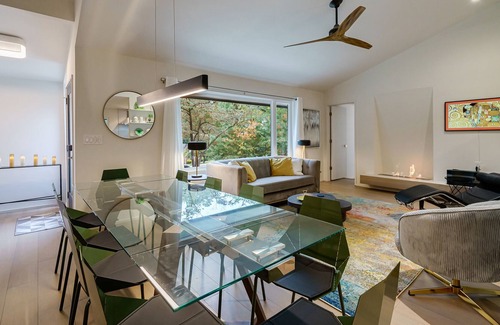 Atlanta House | Modern Comfort near Gateway Sandy Springs, North Buckhead and Chastain Park
