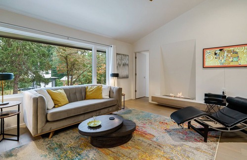 Atlanta House | Modern Comfort near Gateway Sandy Springs, North Buckhead and Chastain Park