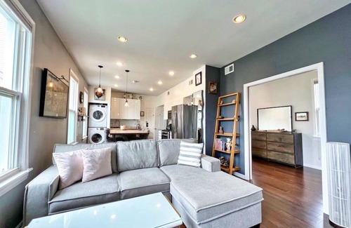 Avondale Condo | Modern Condo - Lux Upgraded Unit - No Pet Fees!