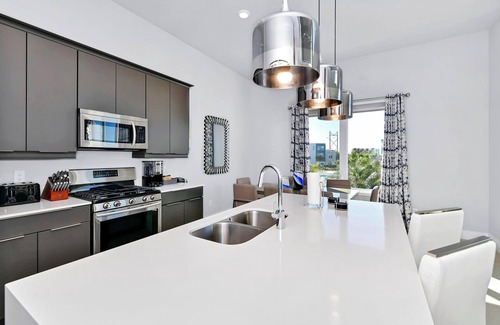 Reunion Hotel | Modern Condo near Disney with Resort & Waterpark Access - B3-214