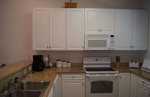 North Myrtle Beach Condo | Modern Condo near Beach w/WiFi, Resort Pools, Whirlpools, Game room & Gym
