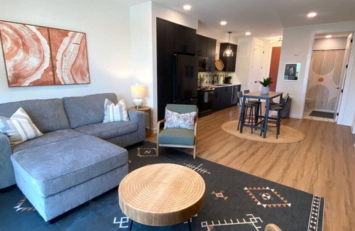 New Braunfels Apartment | Modern Condo, Walk to Restaurants, Coffee & Live Music, Minutes from the River