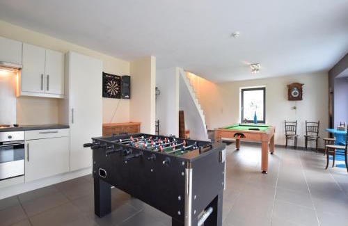 Vaux-sur-Sure House | Modern Cottage in Vaux-sur-Sûre with Sauna