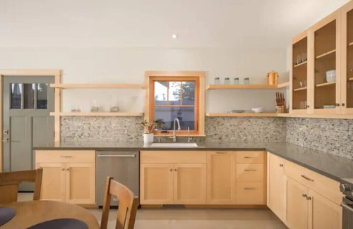 Downtown Cottage | modern cottage with yard and play area and parking in downtown Pismo!