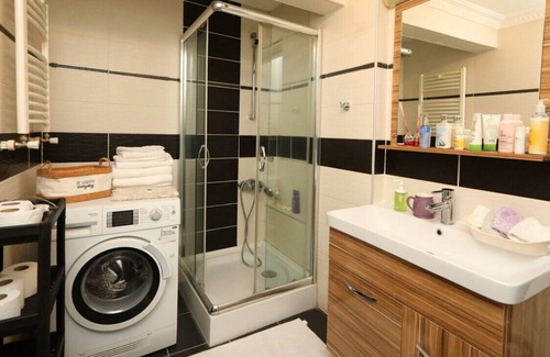 Sisli Apartment | Modern Cozy Flat with Central Location in Sisli