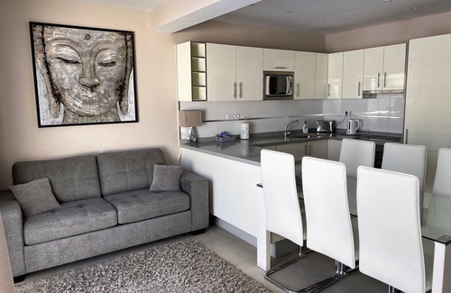 Puerto del Carmen Villa | Modern detached villa with private heated pool in the heart of Puerto Del Carmen