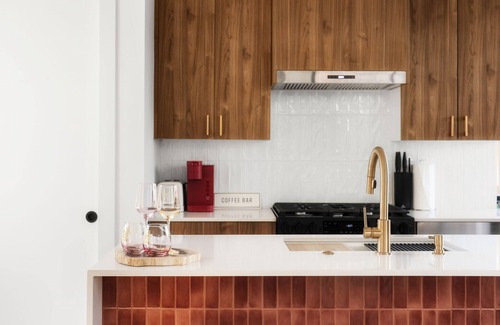 Govalle House | Modern East Austin Hideaway - Stylish - Walkable