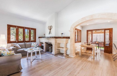 Cala San Vicente Villa | Modern Family Villa, A/C, Stylish Interiors & Plunge Pool in Cala San Vicente 800 m from the Beach!