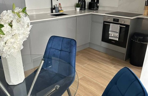 West Finchley Apartment | Modern Family Flat in Finchley