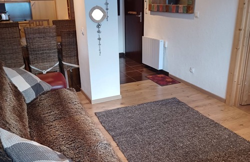 Araches-la-Frasse Apartment | Modern Family Apartment - FREE WIFI/PARKING