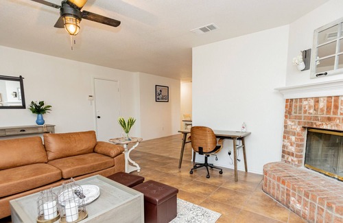 Saginaw House | Modern Farm House with Backyard | Pet Friendly