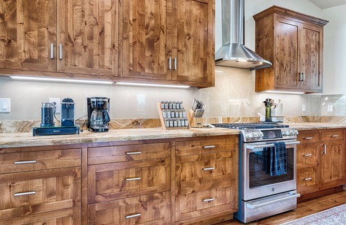 Riebli-Wallace Neighborhood Group House | Modern Farmhouse with Pool & Vineyard