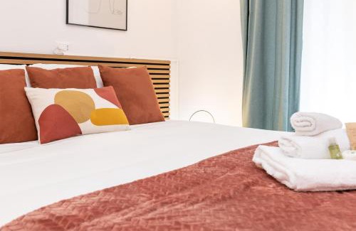 Repubblica Apartment | Modern Flat 3 bed near City Center