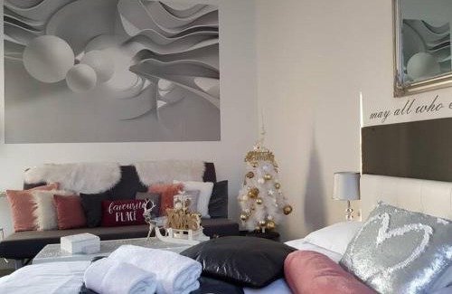 Belso-Ferencvaros Apartment | Modern flat with perfect location