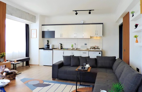 Lara Apartment | Modern Flat with Sea View 10 min to Lara Beach