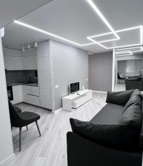 Dnipro Apartment | Modern Gagarina Avenue