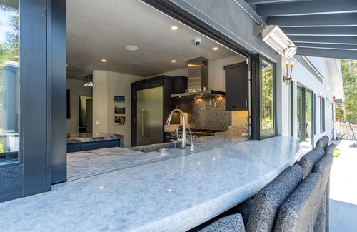 Del Monte Forest House | Modern gated estate a healthy walk to the Lodge and Golf. Near RLS