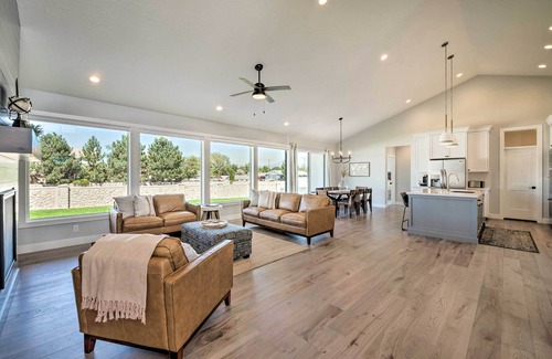 South Jordan House | Modern Group-Friendly Home, 15 Mi to Downtown SLC!
