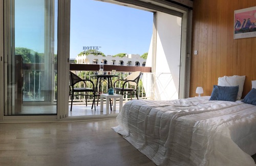 La Grande-Motte Apartment | Modern haven of peace 2 steps from the sea
