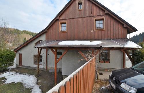 Cerny Dul House | Modern Holiday Home in Cerný Dul with Private Garden