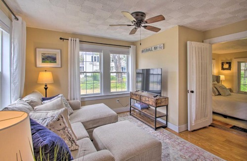 Intervale House | Modern Home about 2 Mi to Cranmore Mountain Resort!