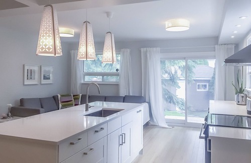 Tuxedo House | Modern Home In Central River Heights