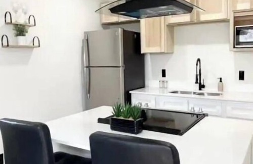 Dallas House | Modern home-Near downtown, bars and entertainment
