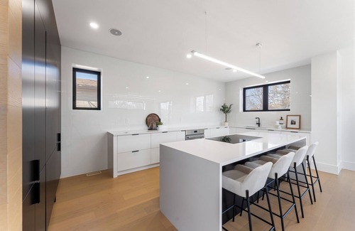 Burlington House | Modern Home, Near Lake, Executive Rental, Specializing in monthly rentals.