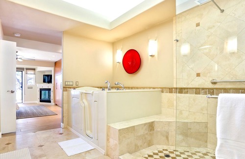 Del Mar Heights House | Modern Home with Ocean View | Furnished, King Bed, Wi-Fi, Secure