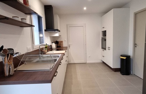 Le Tour-du-Parc House | Modern house for 6, beach and Internet 900m, pets allowed