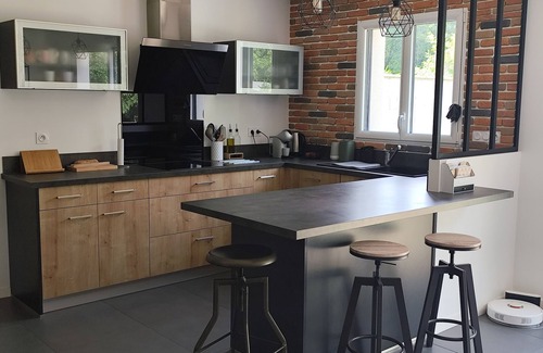 Medis House | Modern house with garden - 4 bedrooms - 10 min from the beaches of Royan