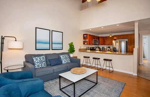Kihei Condo | Modern Kihei Resort 2 Bedroom, 2 Bath Condo with AC - Steps to the Beach