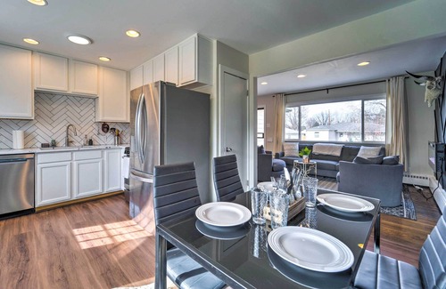 Englewood House | Modern Littleton Home w/Yard: Pets Welcome!