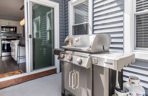 Lower East Side House | Modern Luxe East Side 5BR Home Perfect Location