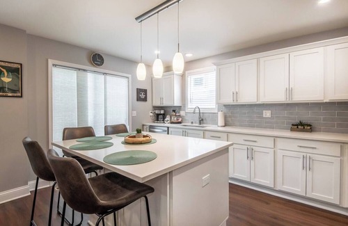 Lower East Side House | Modern Luxe East Side 5BR Home Perfect Location