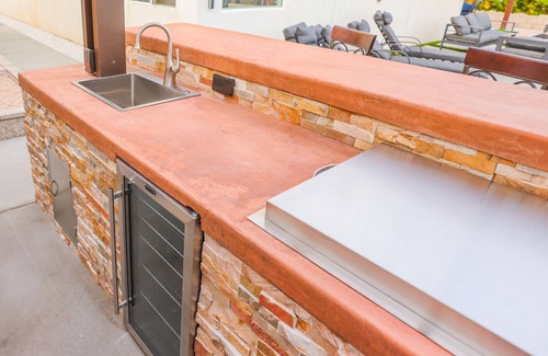 Desert Hot Springs Villa | Modern Luxury Villa With Outdoor Kitchen Pool & Spa