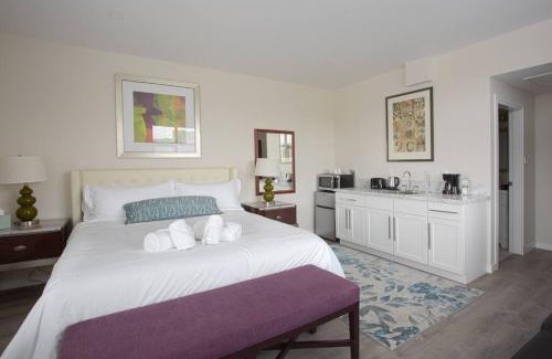 Bankers Hill Hotel | Modern, Luxurious and Prime location All in One