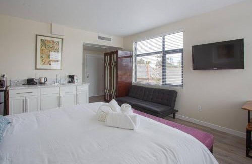 Bankers Hill Hotel | Modern, Luxurious and Prime location All in One