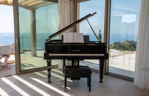 Mpogdanatika Villa | Modern Luxury Above Ionian Sea