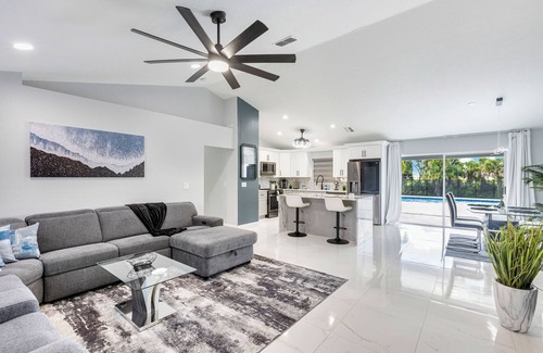Diplomat House | Modern Luxury Retreat with Pool, Tesla Charger & Smart Features - 4BR