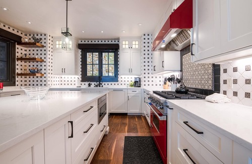 Mountain Village Cabin | Modern luxury in this beautiful three bedroom Cabin