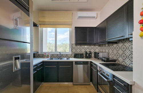 Stavros Villa | Modern Luxury Villa*65sqm Private pool*Short Walk to a Wonderful Sandy Beach.